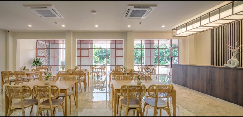 Kio Hotel Korat Nakhon Ratchasima Extérieur photo